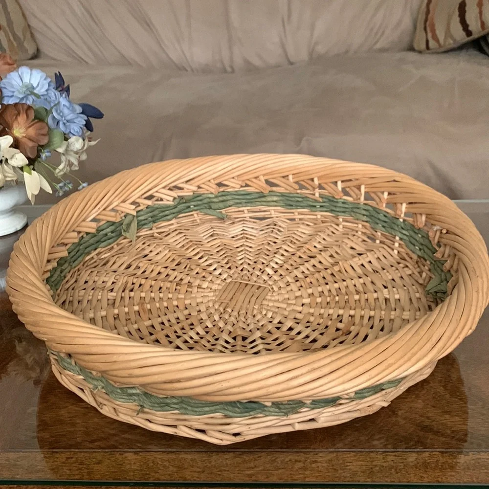 Round Rattan Fruit Basket Bowl Wicker Food Tray Weaved Large Serving Dining